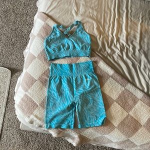 Aybl blue zebra print workout set - size M - no padding